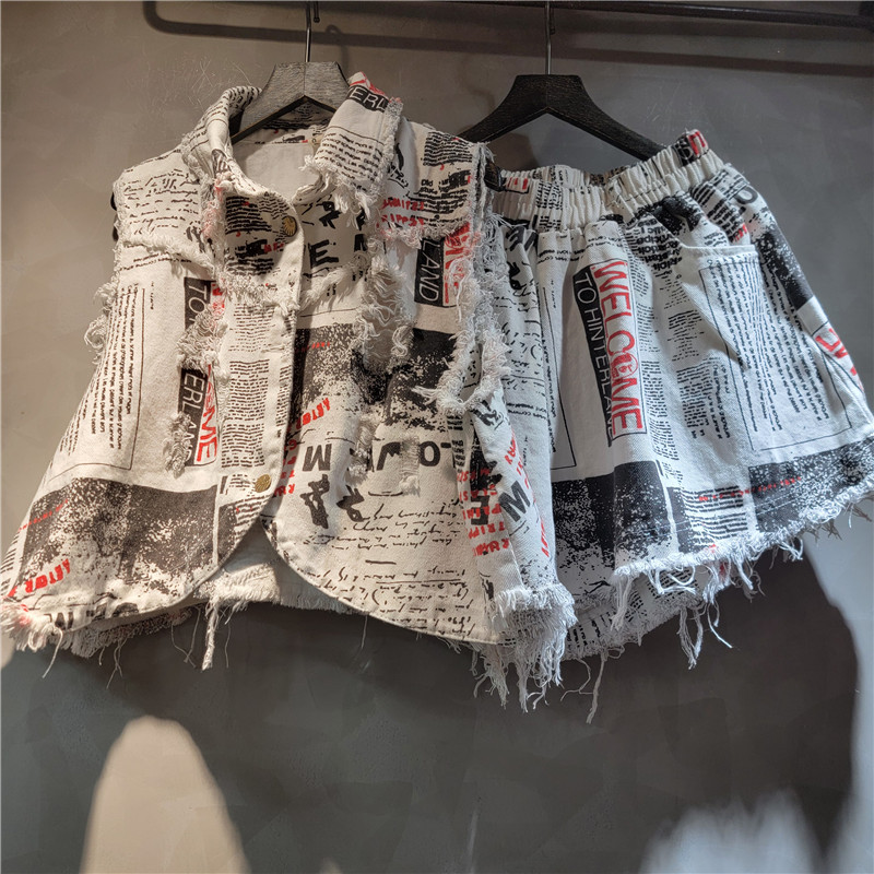 Chic Women Newspapers Letters  – Shorts Denim Frayed Bewertung und Preis